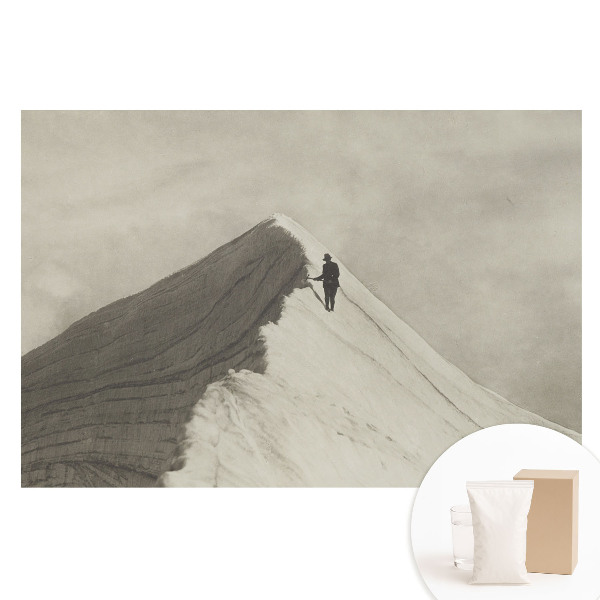 Nem szőtt tapéta nyomtatással Hegycsúcs és magányos hegymászó