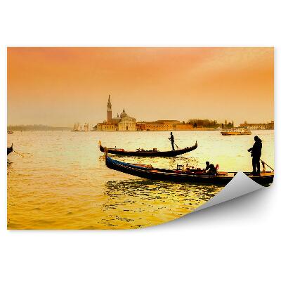 Poszter tapéta Olaszország gondolák vízi turisták szépia város