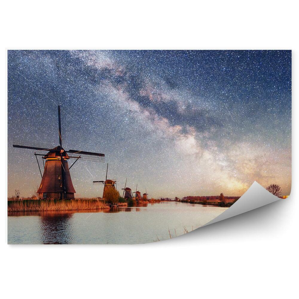 Öntapadó fotótapéta Holland malmok égbolt tó fű csillagos ég galaxis Tejút hullócsillagok