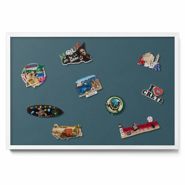 Sötét kékeszöld színű Mágnes tábla