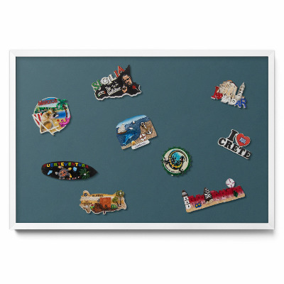 Sötét kékeszöld színű Mágnes tábla