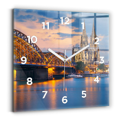 Szögletes fali üvegóra 30x30 Kilátás a városházára