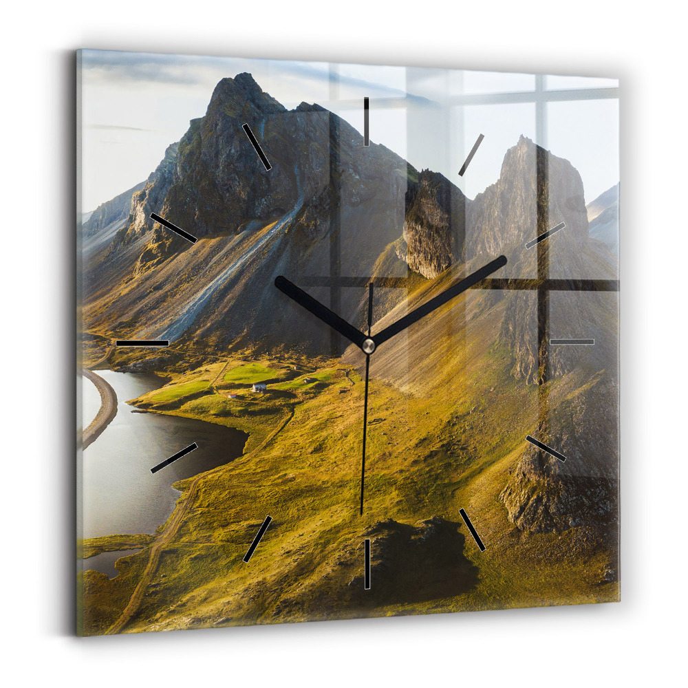 Szögletes fali üvegóra 30x30 Út Izlandon