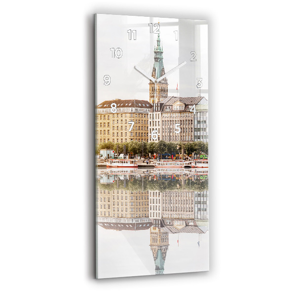 Négyszögletes üvegóra Hamburg folyó Németország