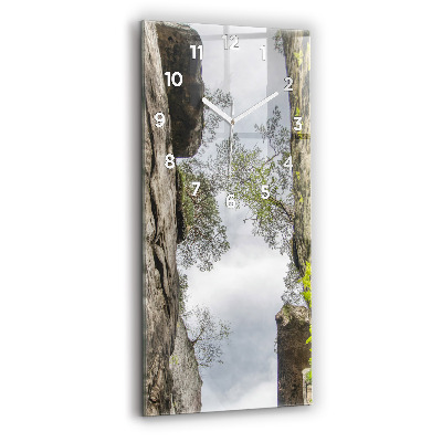 Négyszögletes fali üvegóra Sziklaváros Csehországban